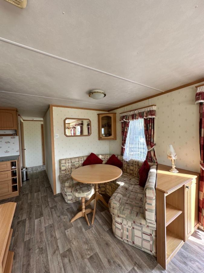 Static Caravan Пулхели Экстерьер фото