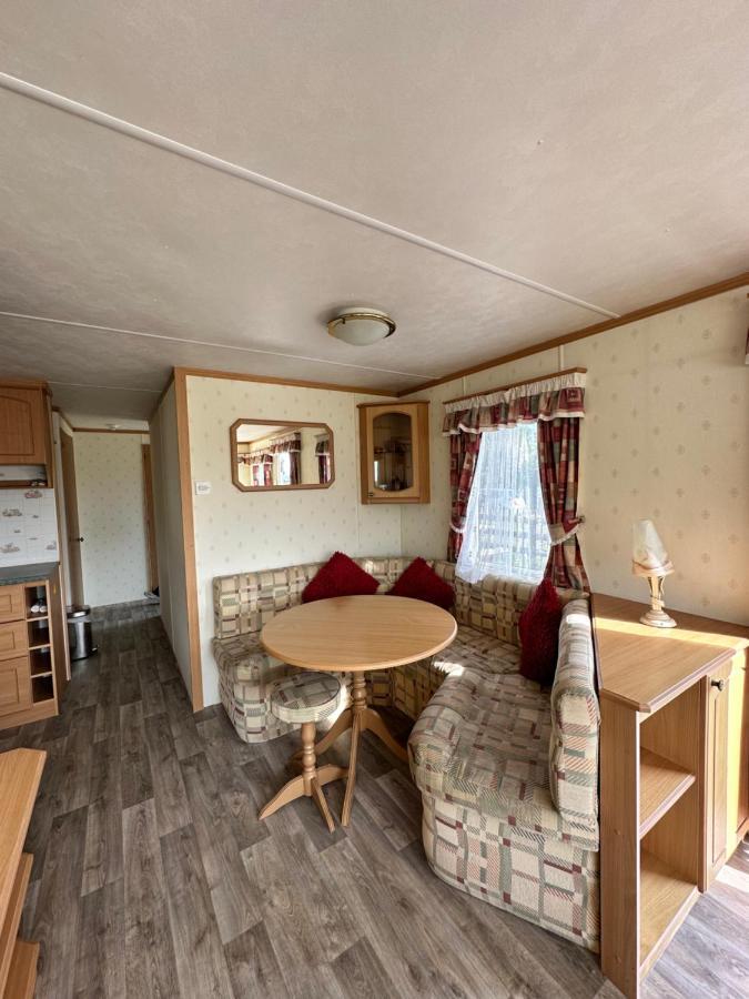 Static Caravan Пулхели Экстерьер фото